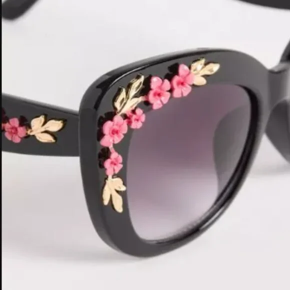 Torrid- Rosette Cateye Sunglasses- Black - Picture 3 of 7